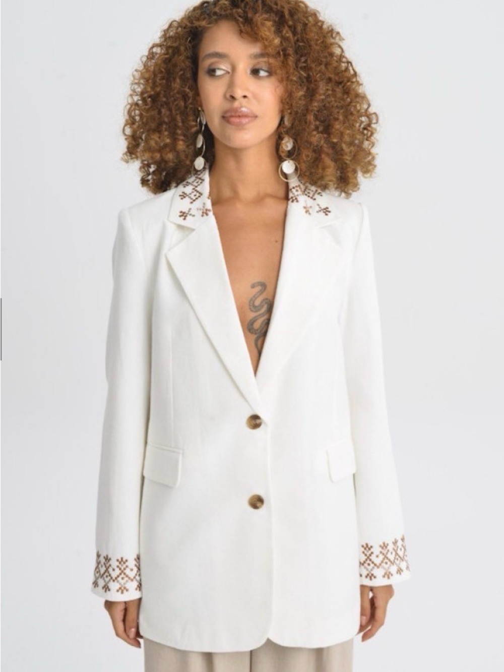 SOBE Embroidered Collar White Women's Blazer Jacket Small